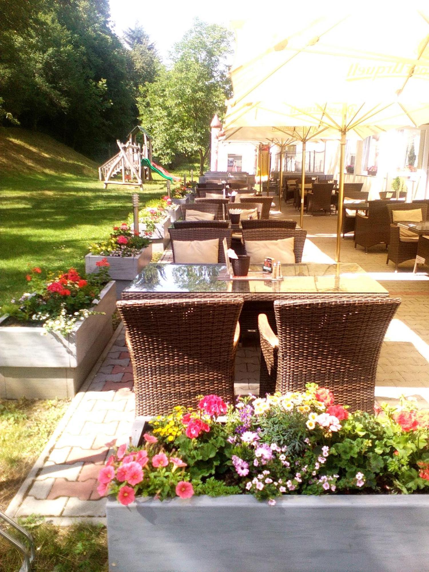 Hotel Garni Povazska Bystrica Exterior foto