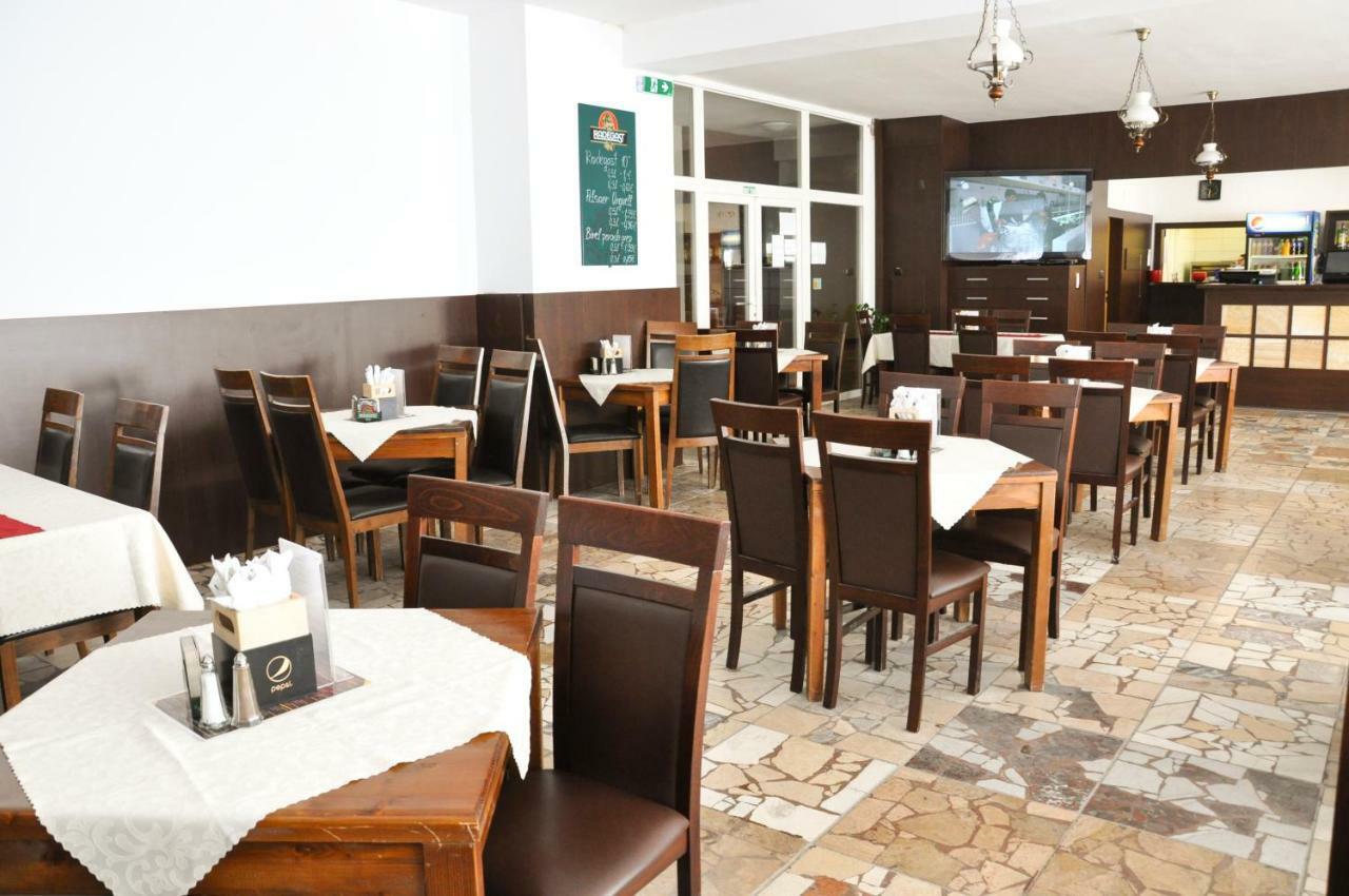 Hotel Garni Povazska Bystrica Exterior foto