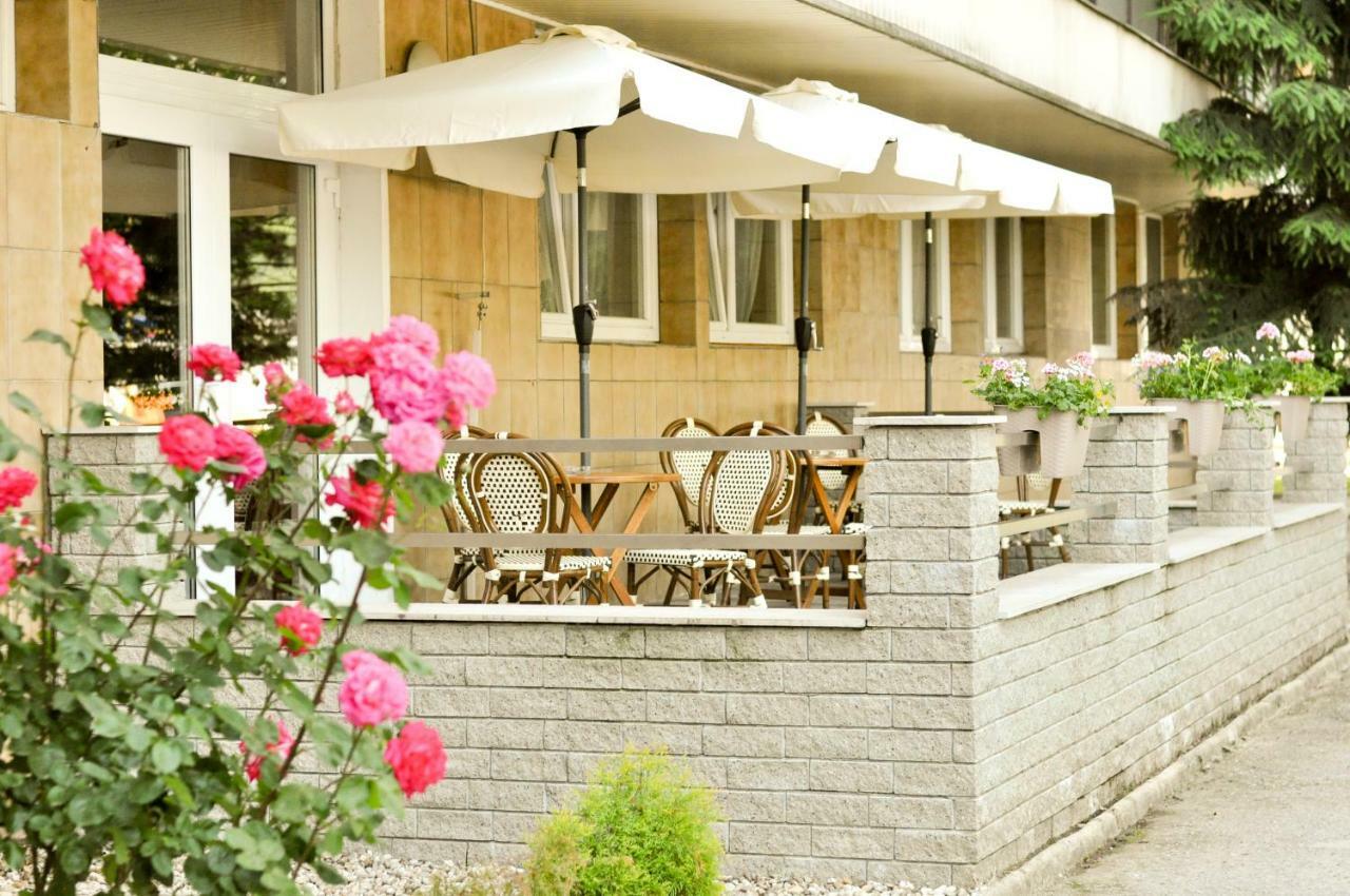 Hotel Garni Povazska Bystrica Exterior foto